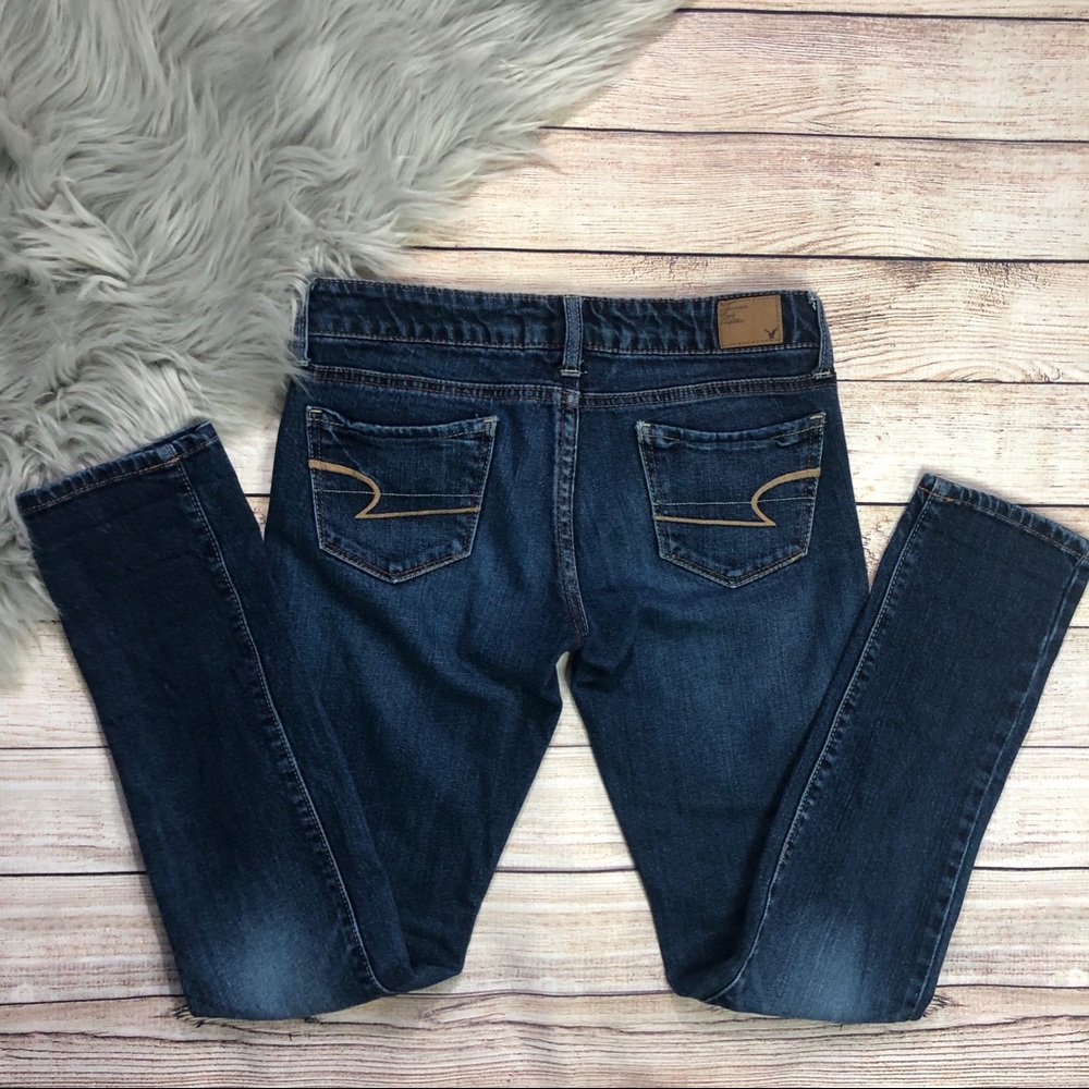 America Eagle Outfitters Woman’s Jeans size 2 - Picture 2 of 7